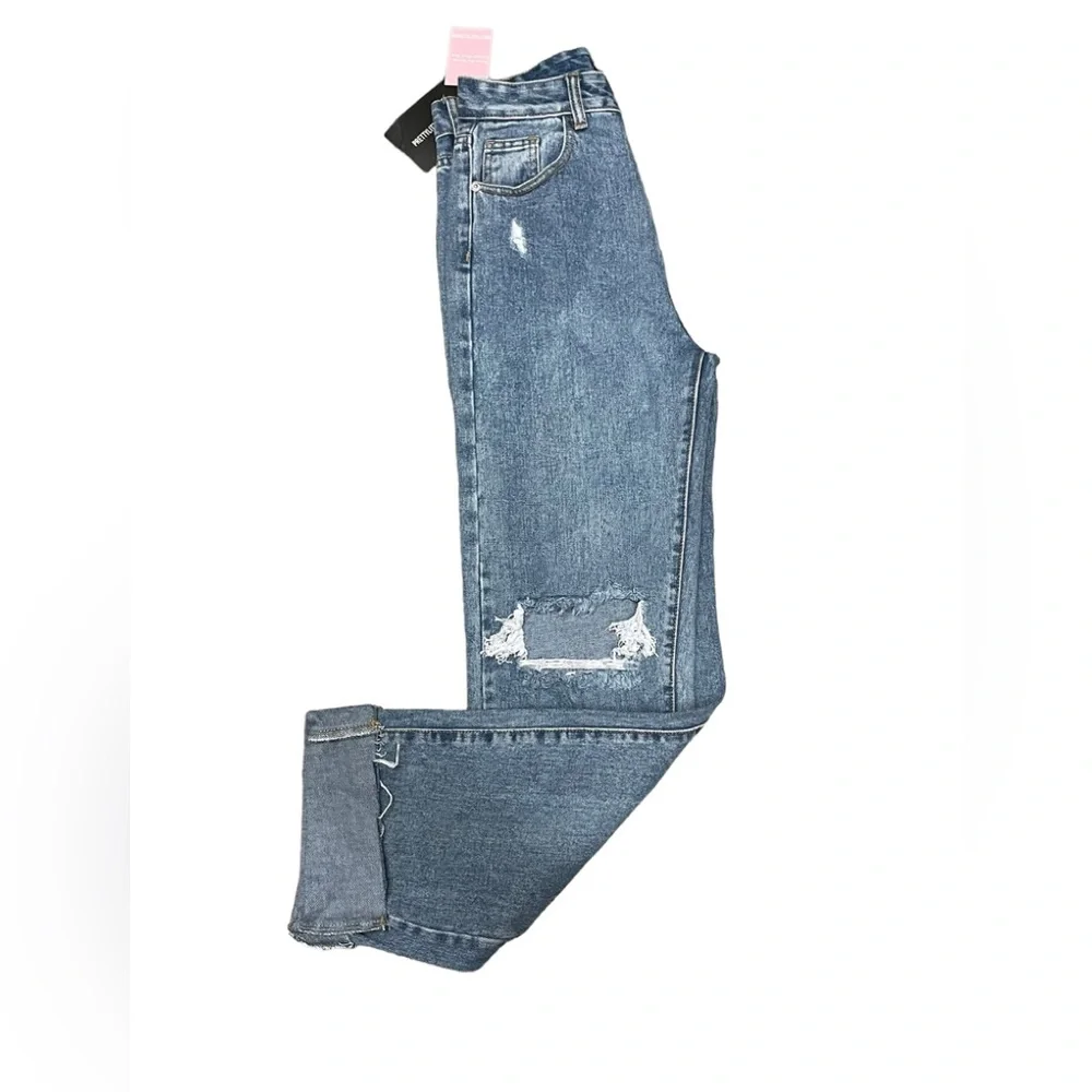 NWT Pretty Little Things Distressed High Rise Mid Wash Straight Leg - Picture 5 of 6